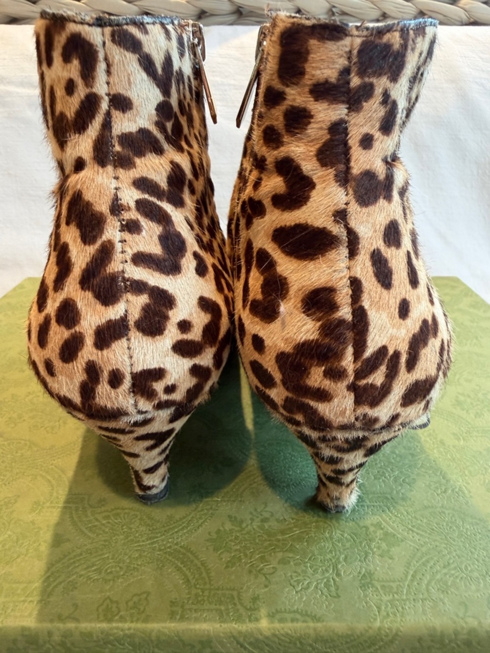 Sam Edelman Kinsey Leopard-Print Calf Skin Kitten Heel Ankle Boots - Picture 8 of 10